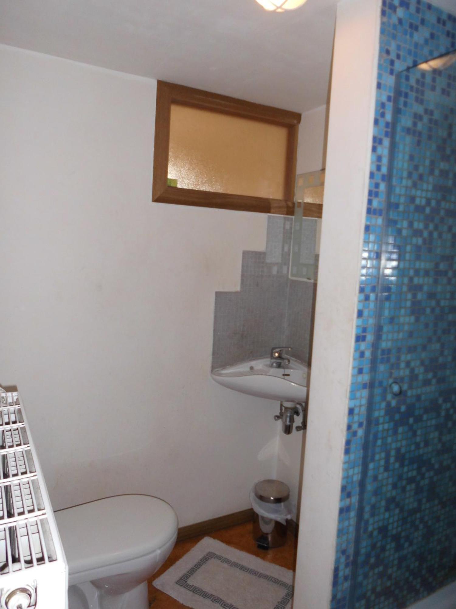 B&B Het Rommelwater Ghent Bilik gambar