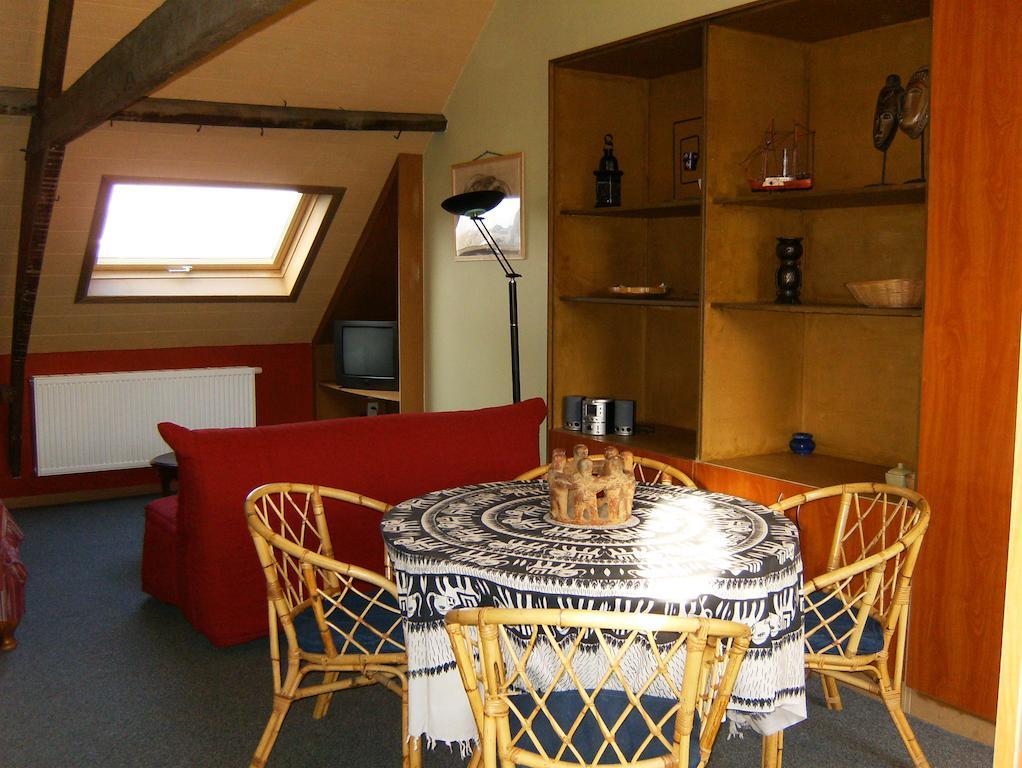 B&B Het Rommelwater Ghent Bilik gambar